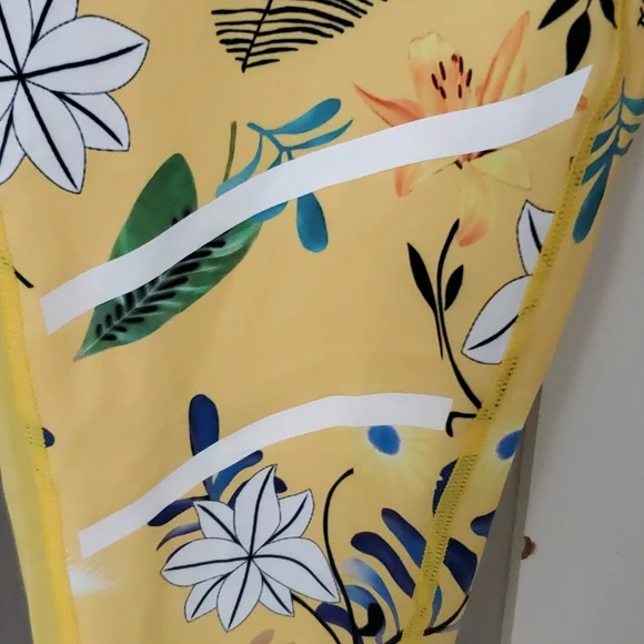 Workout pants - Picture 3 of 3